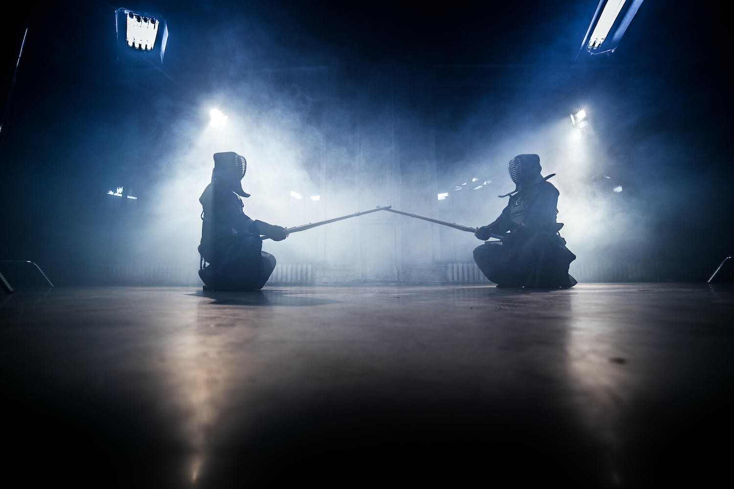 Japanese kendo fighters to fight.