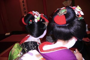 Maiko Hairstyle - Momoware
