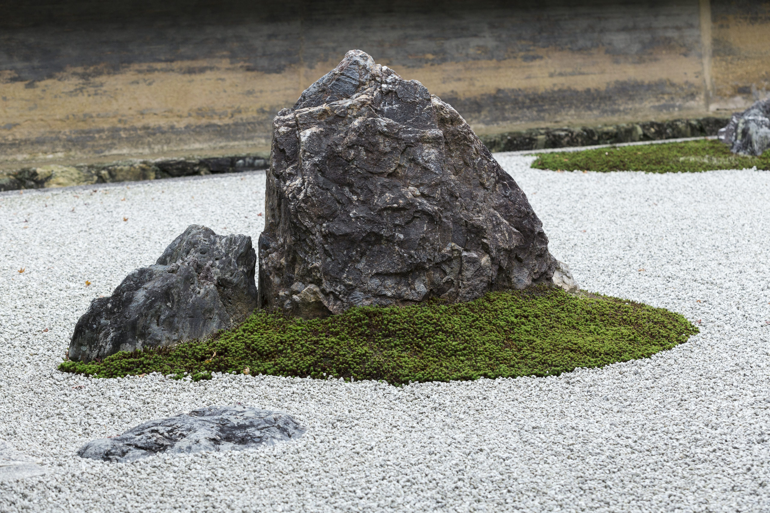 Zen rock garden at Ryuanji Temple in Kyoto, Japan