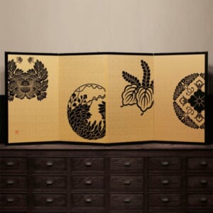 Monbyobu, Japanese family crests folding screen