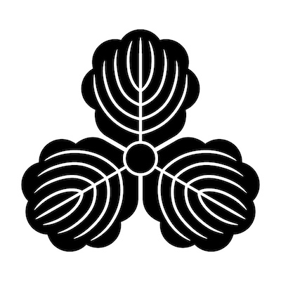 mitsu-kashiwa - three oak leaves
